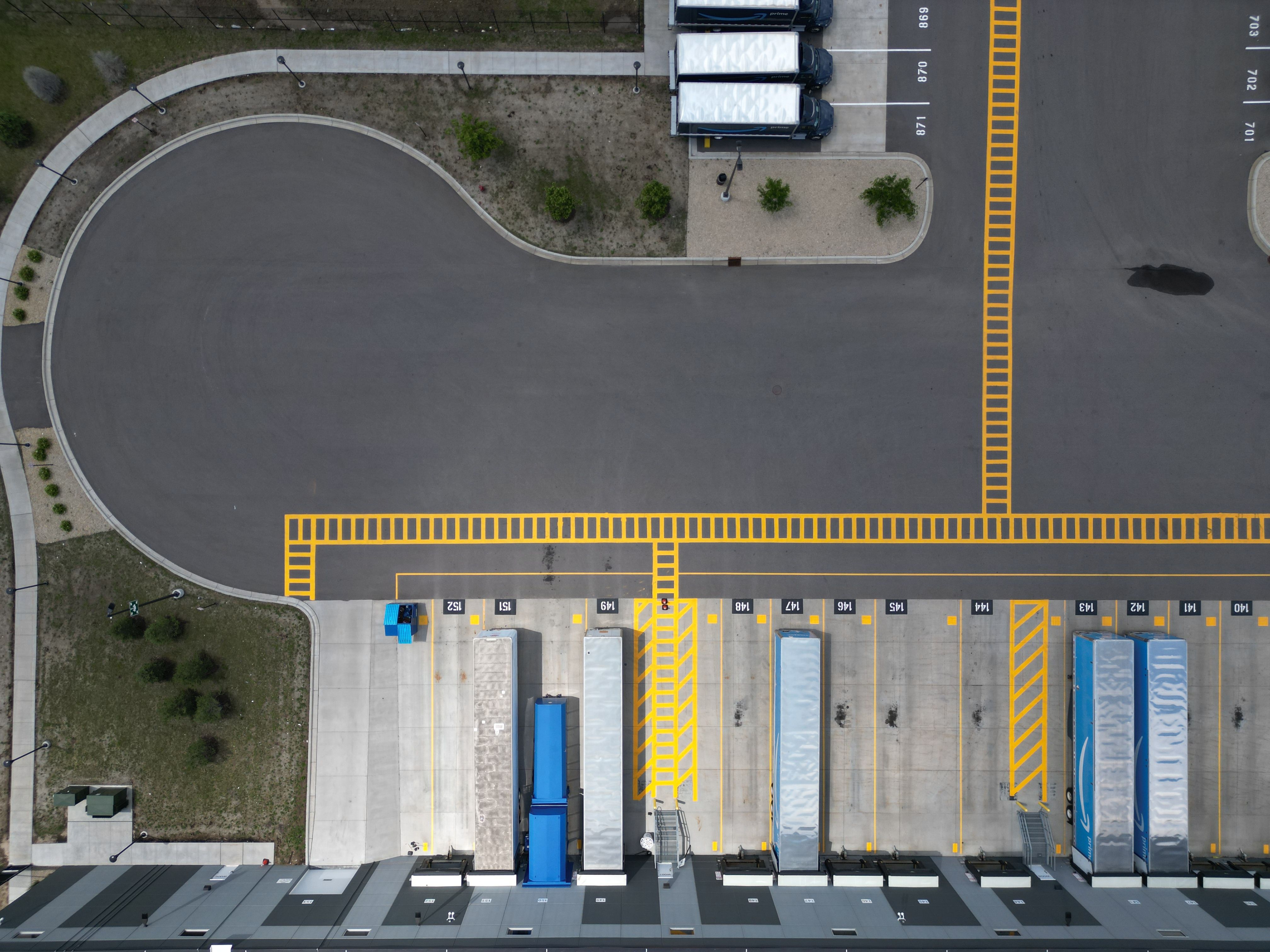 Final mile distribution delivery